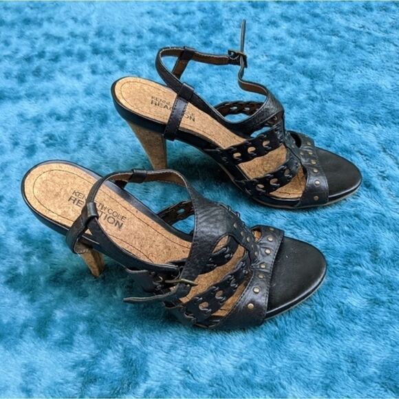 Kenneth Cole Reaction heels  - Picture 4 of 13